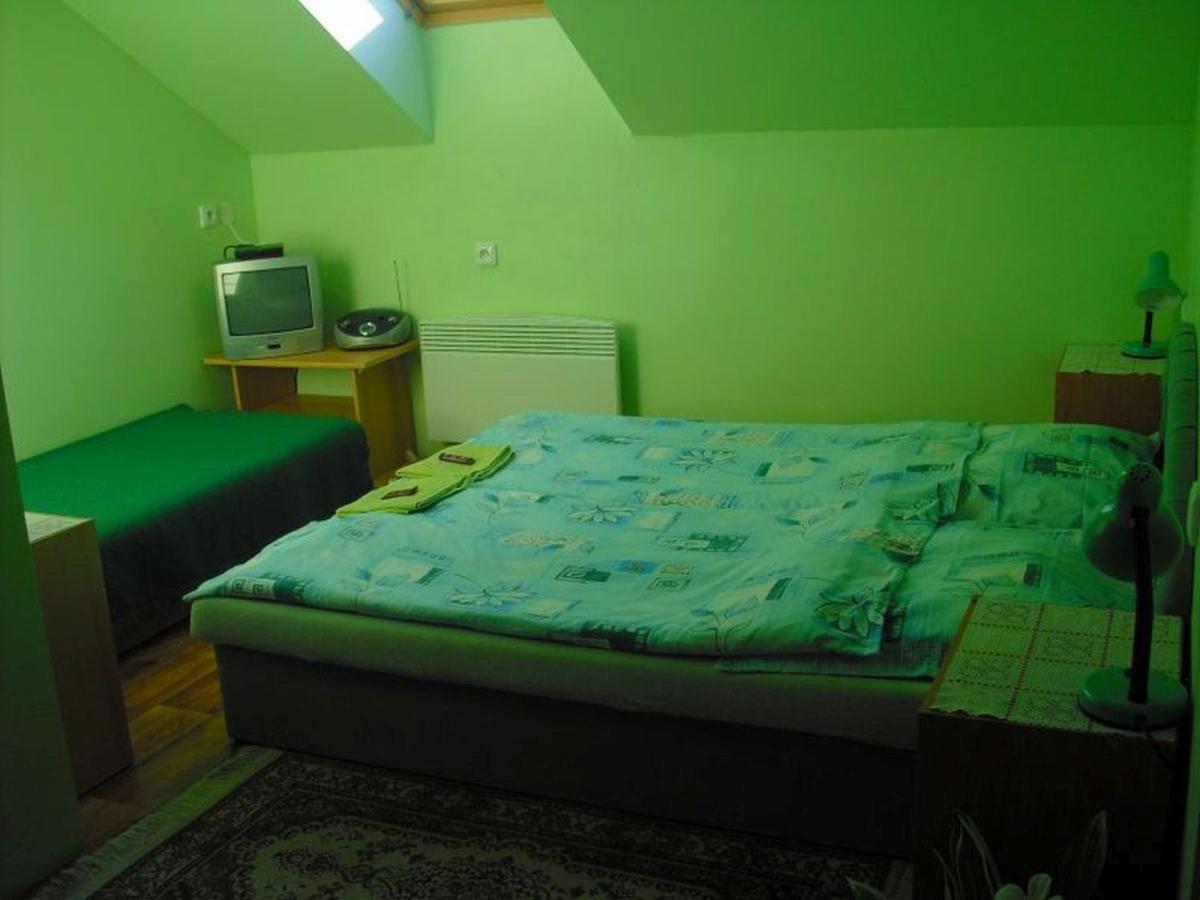 Penzion U Balcarky Ostrov u Macochy Luaran gambar
