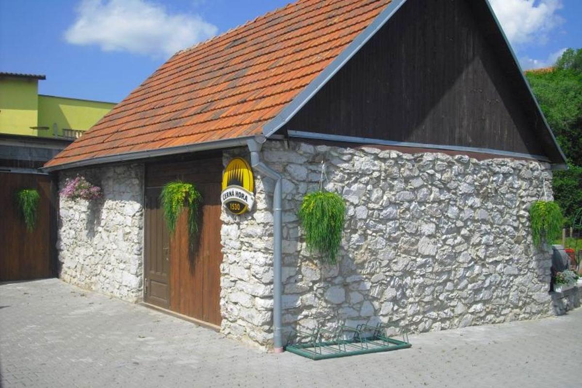 Penzion U Balcarky Ostrov u Macochy Luaran gambar